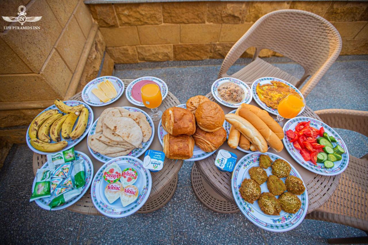 Life Pyramids Inn Kafret el-Gabal Exterior foto
